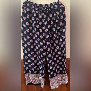 LOFT Black Floral Capris